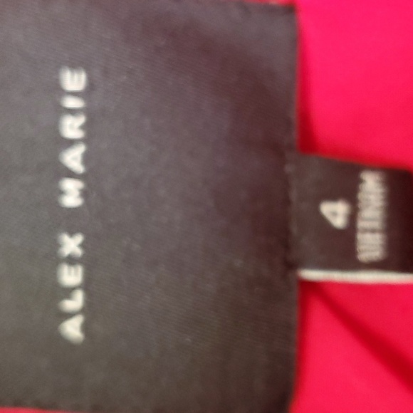 ALEX MARIE RED BLAZER  very good condition and quality SIZE 4. 1 button closure - Picture 6 of 10